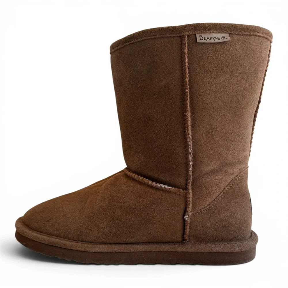 Bearpaw Emma Short Hickory Suede‎ Sheepskin Wool Lined Winter Boots Unisex NWOT